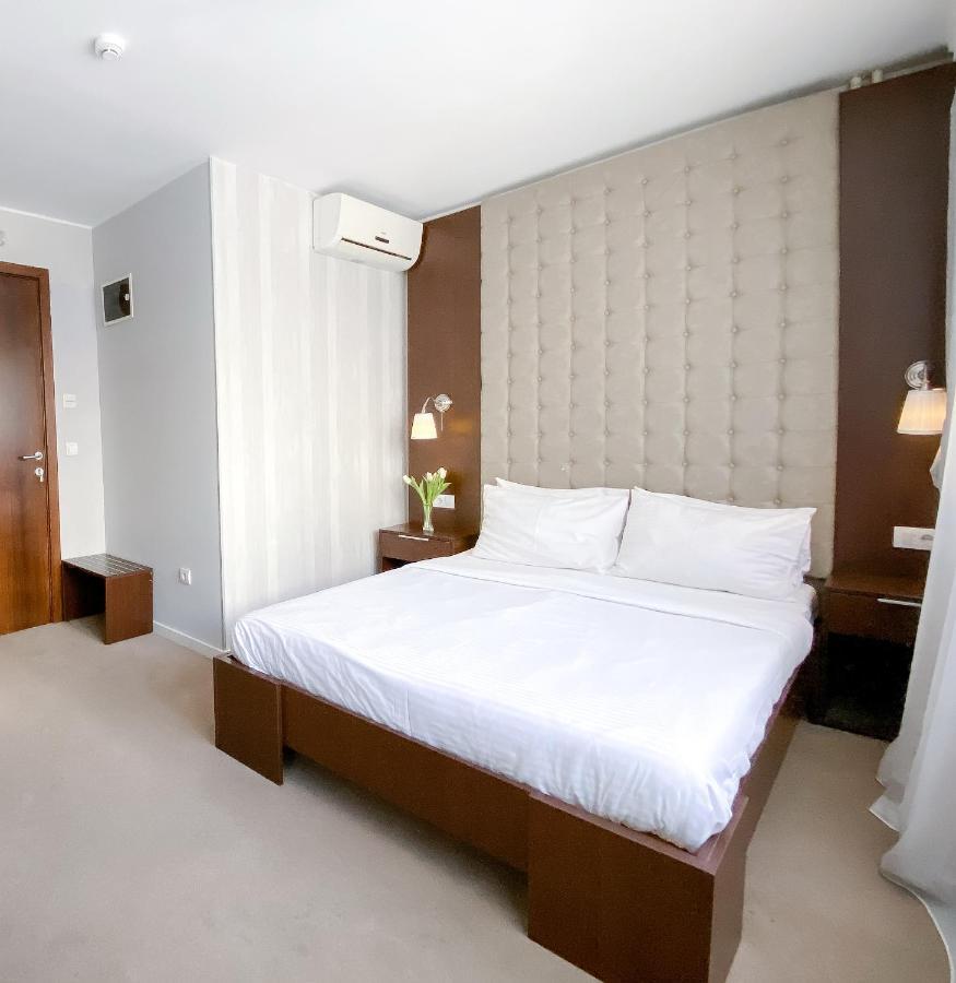 Luka De Luka Suites Belgrado Exterior foto